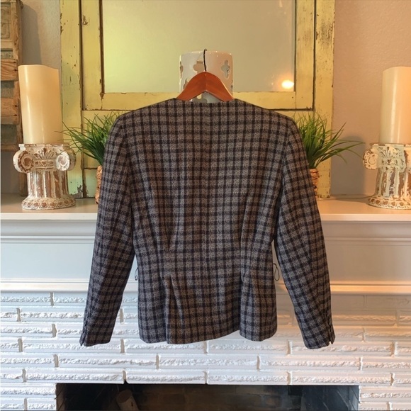 Christian Dior Vintage Double Breast 100% Wool Navy Plaid Blazer Size 8 - Picture 5 of 6